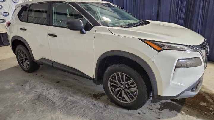 Nissan ROGUE  2023