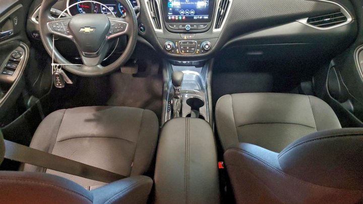 Chevrolet Malibu  2023