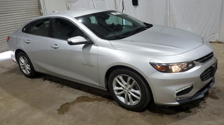 Chevrolet Malibu  2018