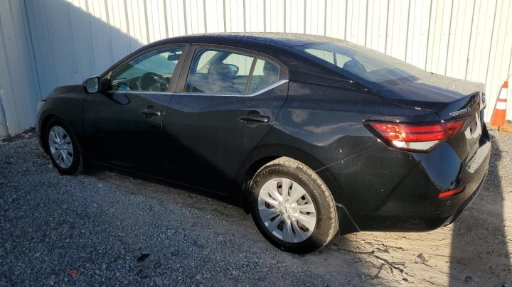 Nissan Sentra  2020
