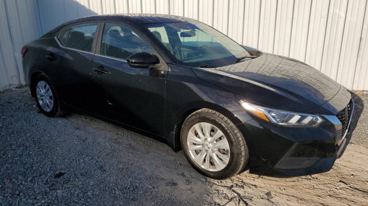 Nissan Sentra  2020
