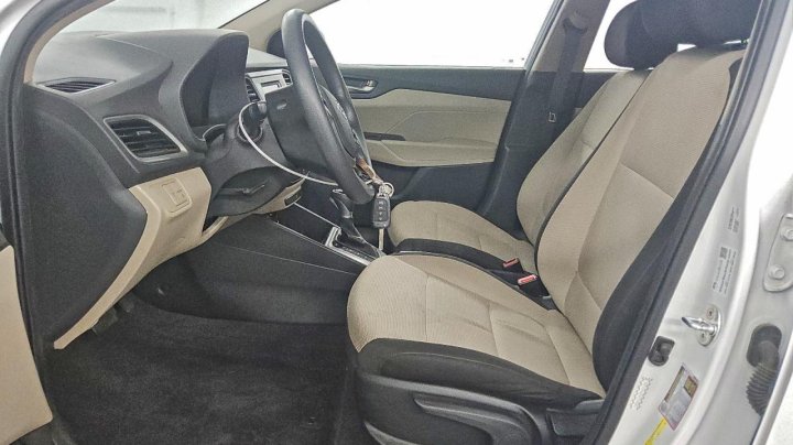 Hyundai ACCENT  2022