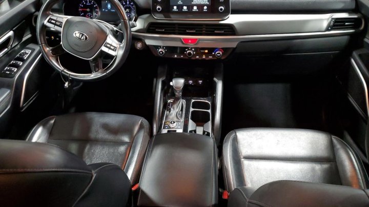 KIA TELLURIDE  2021