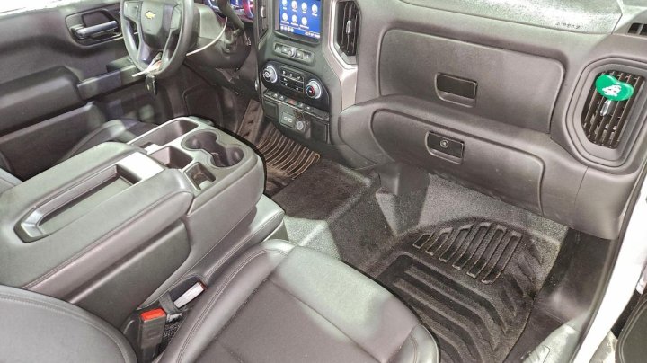 Chevrolet Silverado  2023