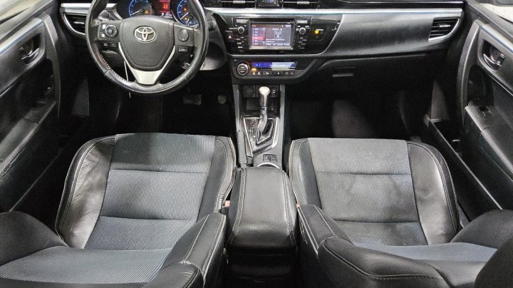 Toyota Corolla  2016