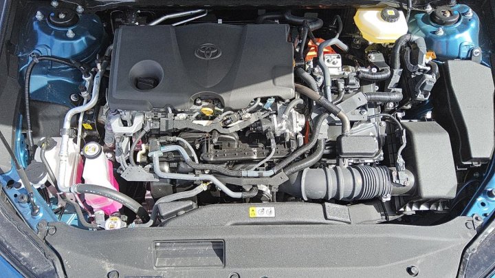 Toyota Camry  2025