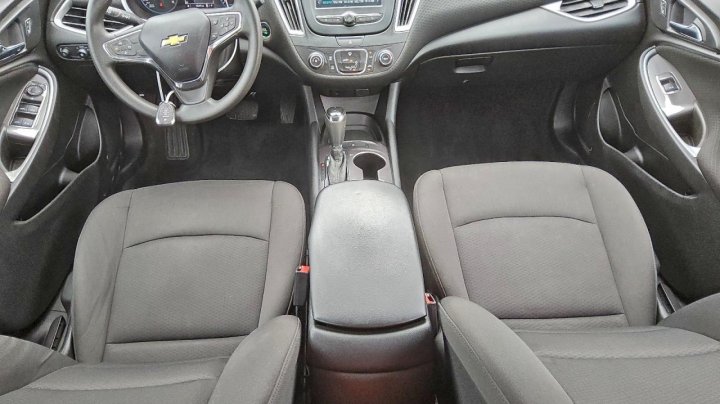 Chevrolet Malibu  2018