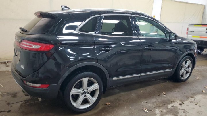 Lincoln MKC  2016