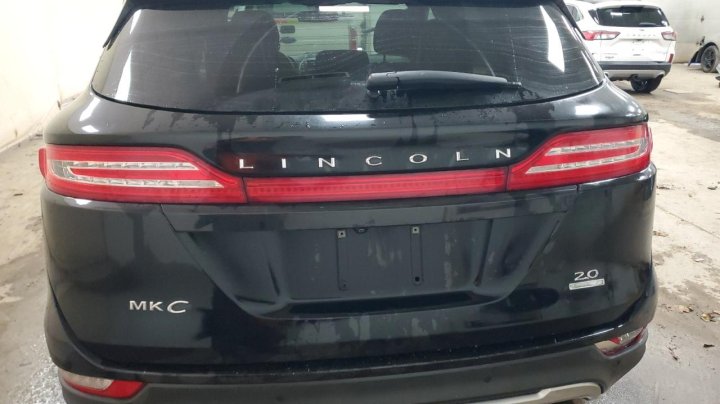 Lincoln MKC  2016