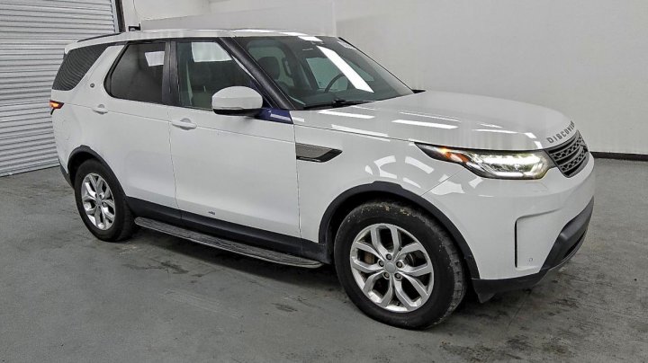 Land Rover Discovery  2020