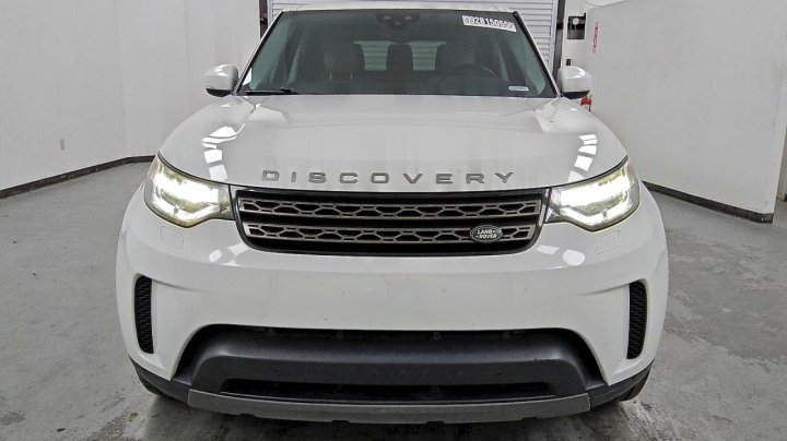 Land Rover Discovery  2020