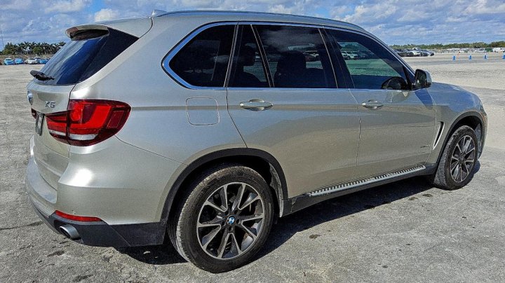 BMW X5  2015