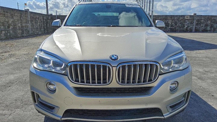 BMW X5  2015