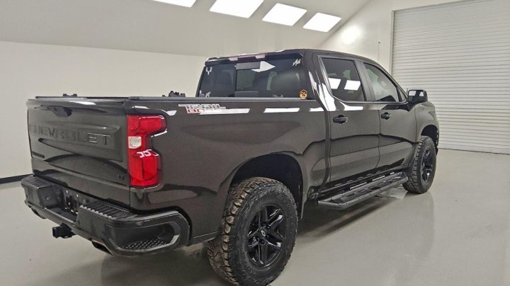 Chevrolet Silverado  2020