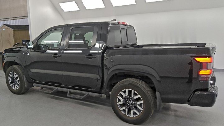 Nissan Frontier  2022