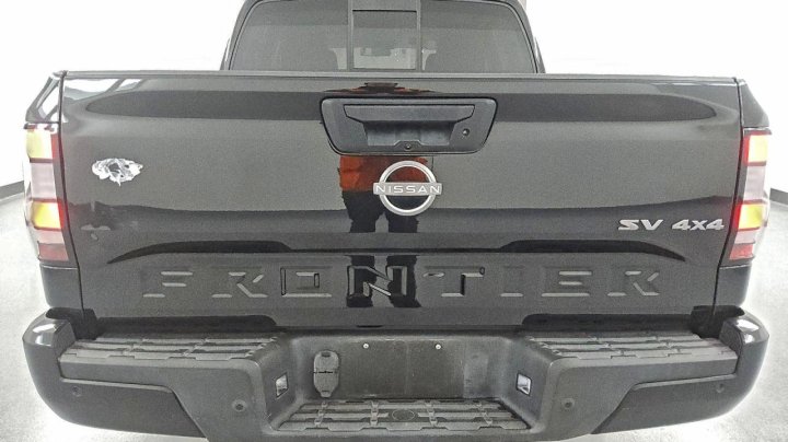 Nissan Frontier  2022