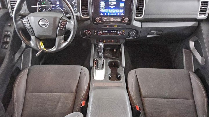 Nissan Frontier  2022