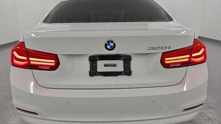 BMW 320  2017