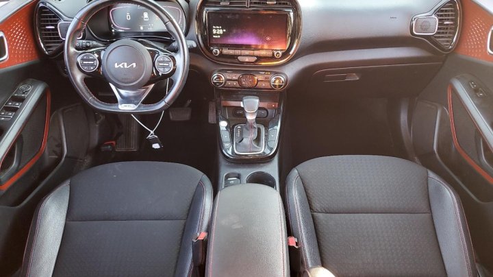 KIA Soul  2024