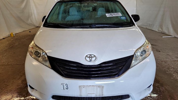 Toyota SIENNA  2017