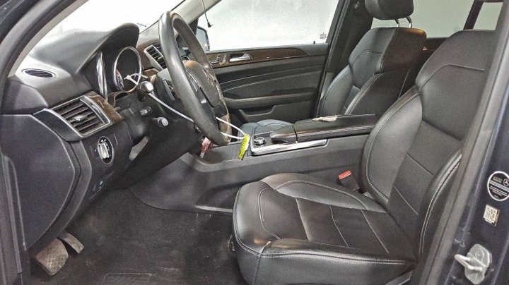 Mercedes-Benz ML  2015