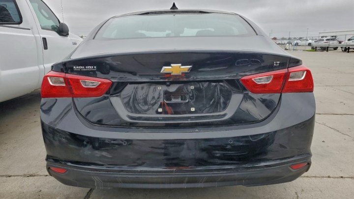 Chevrolet Malibu  2023