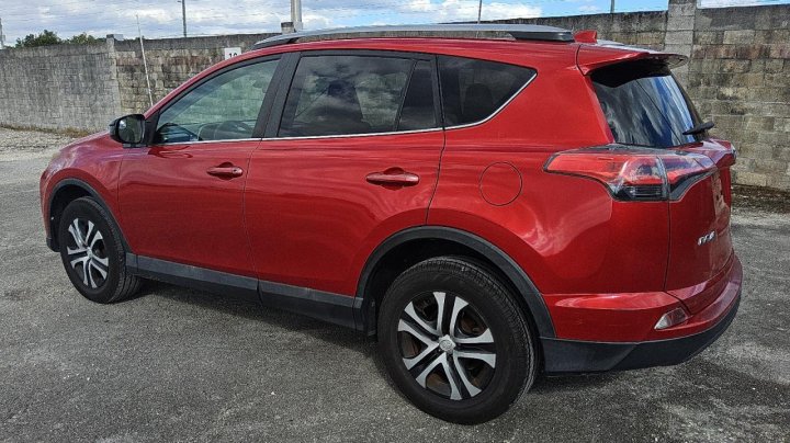Toyota RAV4  2017