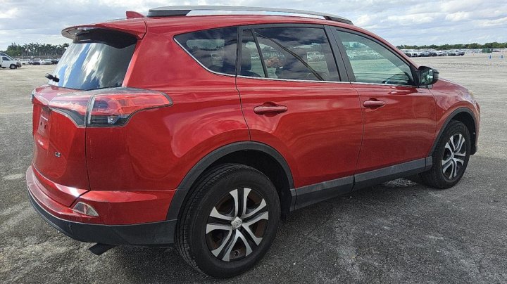 Toyota RAV4  2017