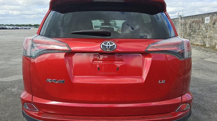 Toyota RAV4  2017