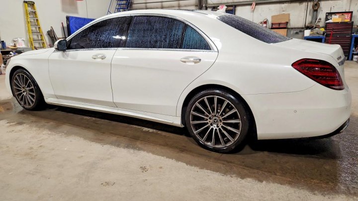Mercedes-Benz S  2020