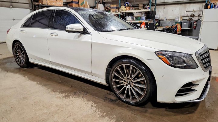 Mercedes-Benz S  2020
