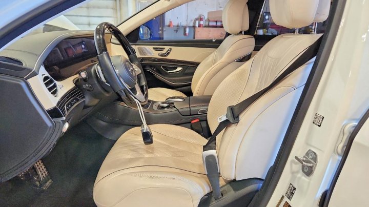 Mercedes-Benz S  2020