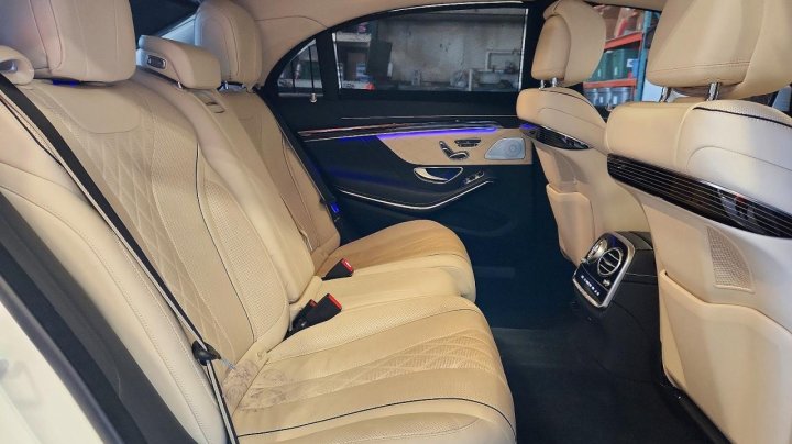Mercedes-Benz S  2020