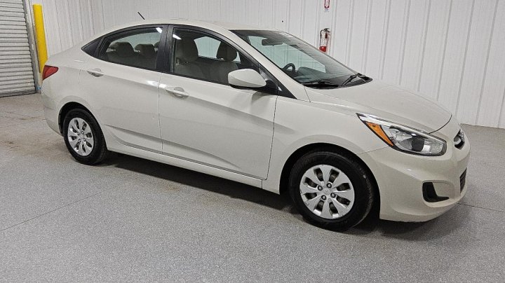 Hyundai ACCENT  2016
