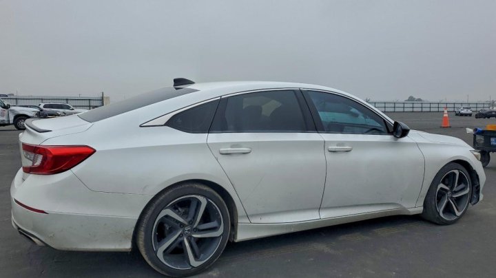 Honda Accord  2021
