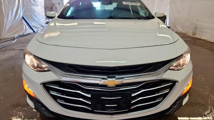 Chevrolet Malibu  2021