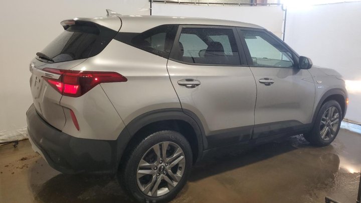 KIA Seltos  2021