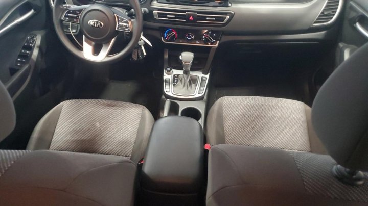 KIA Seltos  2021