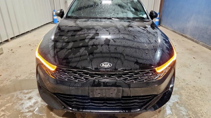 KIA K5  2021