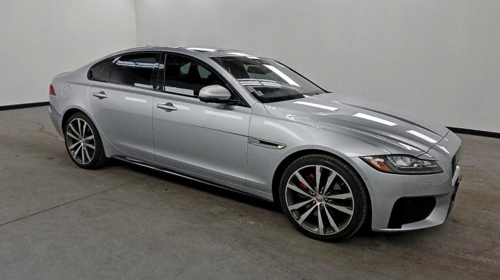 Jaguar XF  2016