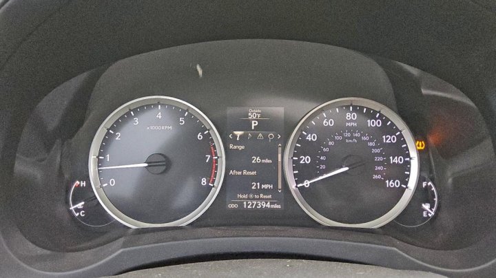Lexus IS  2016