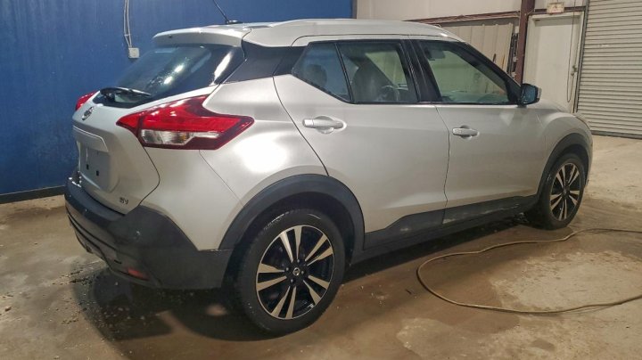Nissan Kicks  2020