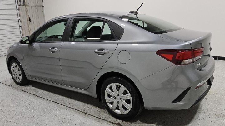KIA RIO  2022