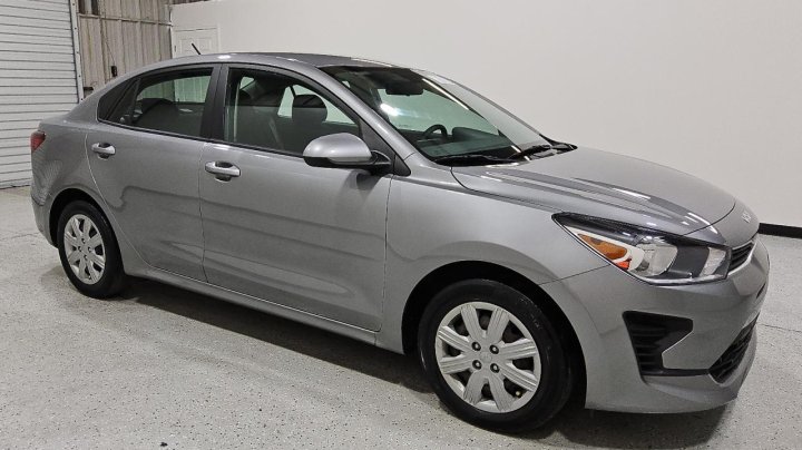 KIA RIO  2022