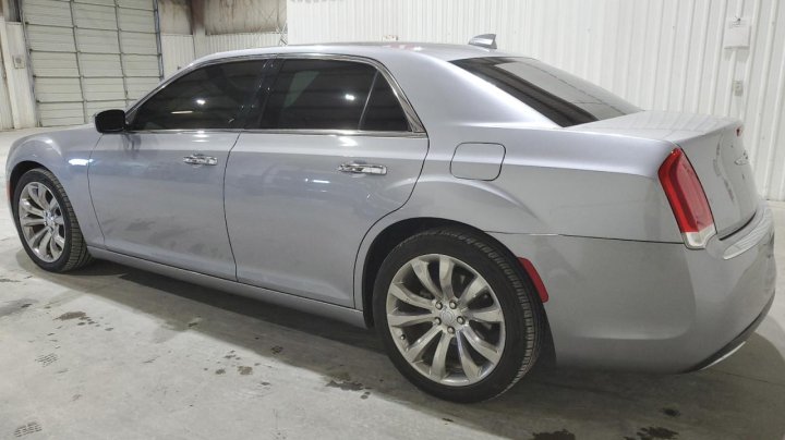 CHRYSLER 300  2018