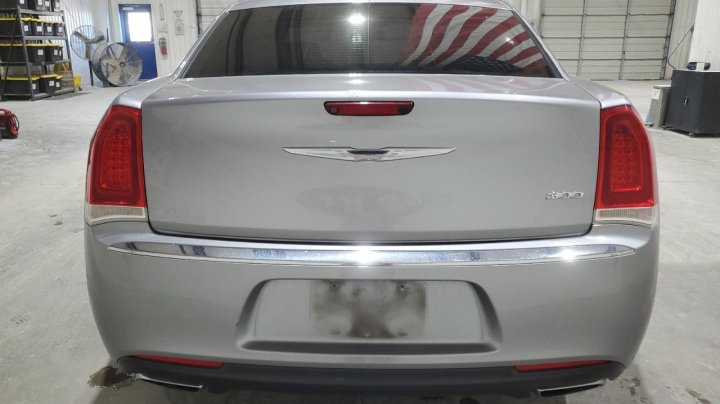 CHRYSLER 300  2018