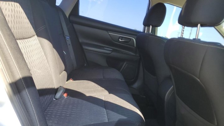 Nissan Altima  2017