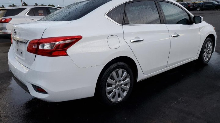Nissan Sentra  2019
