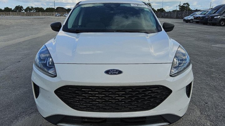 Ford Escape  2021