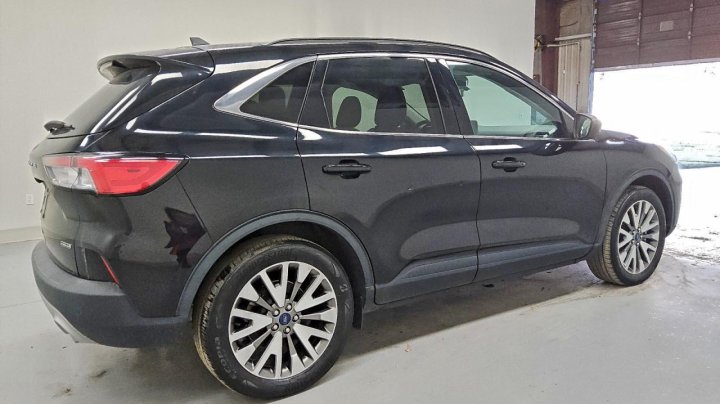 Ford Escape  2022
